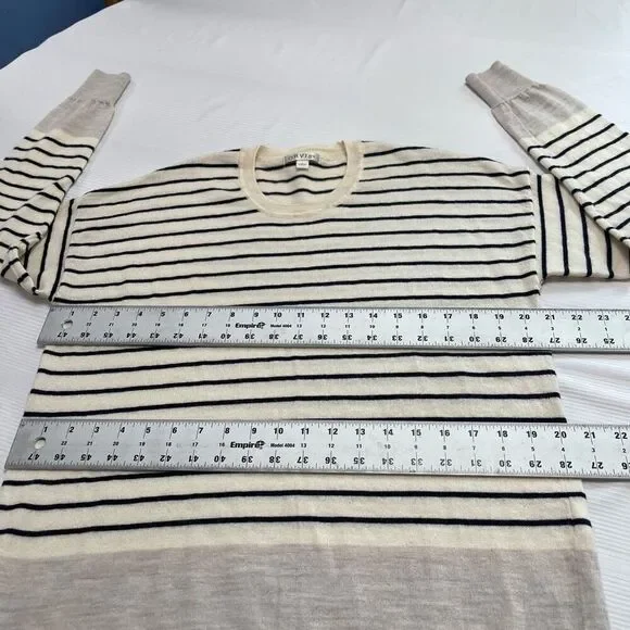 Orvis Women’s Stripe Merino Wool Sweater Size Medium - Picture 4 of 6